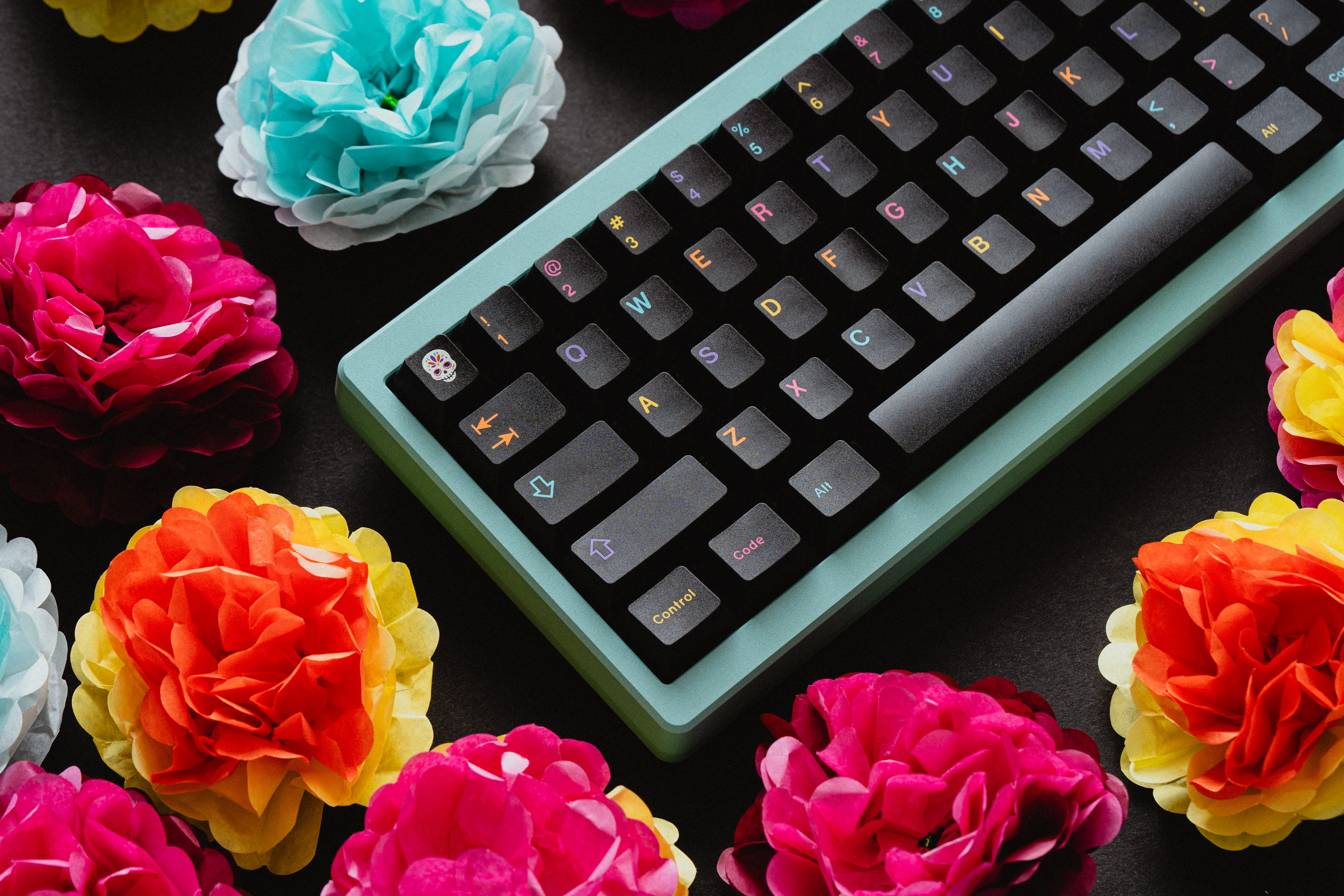 GMK Mictlán keyboard showing skull novelty key